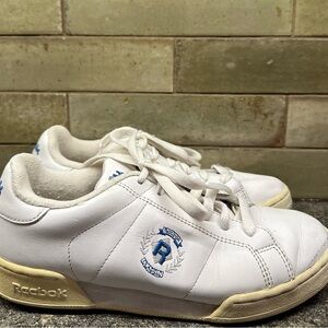 Vintage Reebok White Leather Running Shoes Women’s Size 7 Sneakers